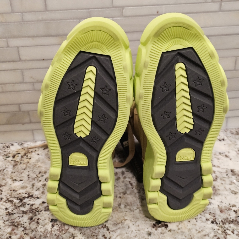 SOREL Caribou X Leather Boot Sz 9 Tan Neon green sole Waterproof - Picture 5 of 9